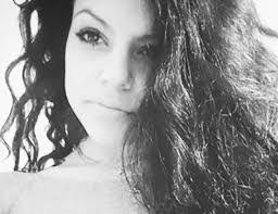 Donna Stehling's Instagram, Twitter & Facebook