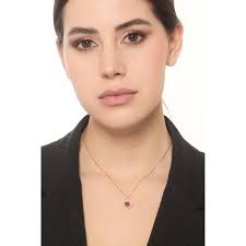 Collana in oro rosa 18k con ciondolo cuore rubino e diamanti