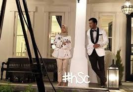 Setelah bertahun di luar negara, tengku ian kembali ke malaysia untuk mencari cinta sejati. Hero Seorang Cinderella Drama Online