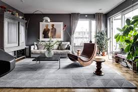 The bigger the carpet, the larger what's more, if you opt for the light coloured walls, a colourful carpet is sure to bring some character to your tiny apartment. 50 Chic Living Room Decor Trends And Ideas To Transform Your Home