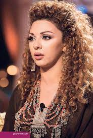 اجمل تسريحات شعر ميريام فارس 2016 فى مسلسل فيس بوك Curly Hair Styles Hairstyle Myriam Fares