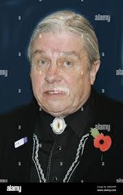 Brian Sender's Instagram, Twitter & Facebook