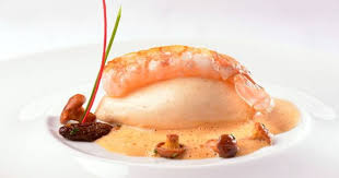 Quenelle De Langoustines Champignons Et Emulsion A La Creme De Bresse Langoustines Alimentation Quenelles