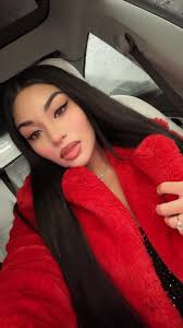 The best kind of engagement ring 💍🏡 House tour coming soon 💙 Feeling  overwhelmed with gratitude 🙏✨ , ., ., ., ., ., #newhome #newcrib