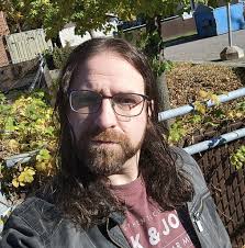 Si vous voulez savoir pour qui le gouvernement de François Legault  travaille, n'écoutez pas ce qu'il dit, regardez ce qu'il fait ! 😡 En une  semaine, les médecins ont réussi à le