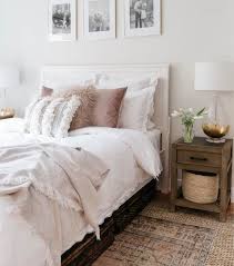 Pin By Erin Madruga On Apartment Of My 20s Guest Bedroom Makeover Home Decor Bedroom Makeover