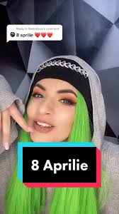 Sarah Roomie's Selfie