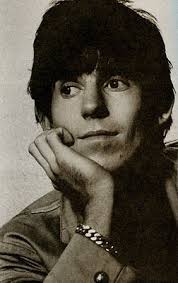 When Keef Was Still A Mummy S Boy And Did Pot Just Occasionally Cute Eyelashes Rolling Stones Keith Richards Keith Richards Keith Richards Young