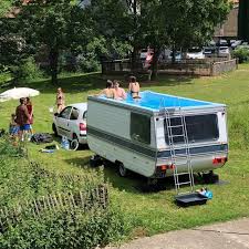 Caravan Mobile Swimming Pool Men S Gear Swimming Pools Old Campers Caravan Van
