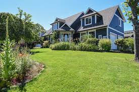 sold 2351 heron cres in cv comox town of single family detached for sale comox valley mls 850518 comox natural gas fireplace fenced in yard