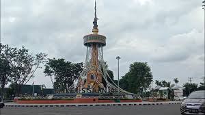 Maybe you would like to learn more about one of these? Tugu Kris Siginjai Kota Jambi Kota Youtube