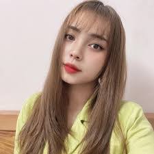 Nhu Dinh's Instagram, Twitter & Facebook