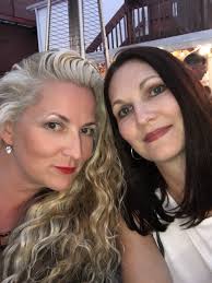 Roberta White (@RobertaWhite20)