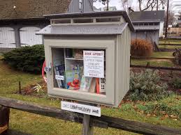 Lois Gayman Mechanicsburg Pa Used A Cupboard Door Recycled From Our Daughter S Old Kitchen Repl Little Free Libraries Little Library Free Library