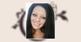 Kristen Kehl's Instagram, Twitter & Facebook