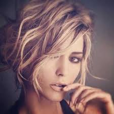 Short Wavy Hairstyles For Oval Faces Google Search Short Hair Styles Oval Face Hairstyles