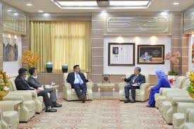 Idris haron, chief minister of melaka. Multimedia University Prof Mazliham Meets Chief Minister Of Melaka
