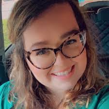 Rebecca Divine's Instagram, Twitter & Facebook