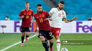 Slovakia berada di peringkat dua dengan raihan 3 poin, sementara la furia roja di posisi tiga dengan raihan dua. C23ktwvopknnlm