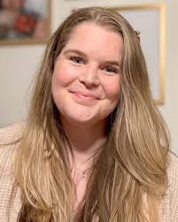 Leisha Morrison's Instagram, Twitter & Facebook