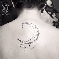 Mẫu tattoo rồng đẹp đơn giản. Pose Láº¡ Láº«m Vá»›i Hinh XÄƒm Hinh Há»c