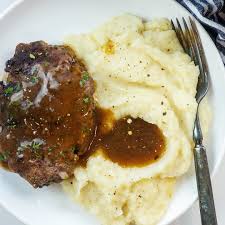 Mtx beef patty served with a mushroom gravy, green beans and whipped red potato. Valerie S Kitchen Keto Salisbury Steak Facebook