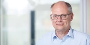 Prof. Dr. Carsten Wirth