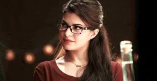 Use individual hair ties to create sections and to add some bounce to it, stretch each section a bit. 10 Easy Hairstyles That Look Amazing On Oily Hair Best Stories For The Desi Girl