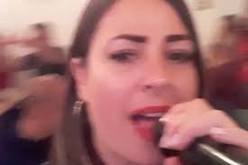 Los viernes en @nakamaslounge son la combinación perfecta 🤩🥰. , Tienes  ambiente musical, karaoke, carne y cochino hecho al tambor, en fin la mejor  comida que puedes degustar. , Te invito a vivir esta ...