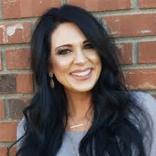 Amy Espinoza's Instagram, Twitter & Facebook