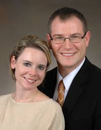 Elizabeth Harting's Instagram, Twitter & Facebook