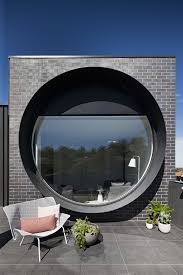 Rundes Fenster Balkon Schwarze Klinkerfassade Architektur Architecture Windows Runde Fenster Architekt Klinkerfassade