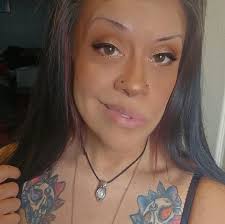 Demogorgon concept sketching 🖤❤️ My latest fixation has been Stranger  Things and I'm so ready for the rest of the new season!! Get ready for a  full color version of this Demogorgon