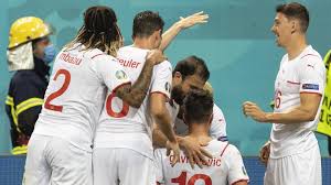 Calcio d'inizio alle ore 18 di lunedì 28 giugno. 07 8m6ebpowzwm