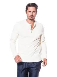 Collection casual tissu en coton structuré col tunisien manches longues. T Shirt Manches Longues Col Tunisien En Coton Beige Pour Homme The Cocoonalist