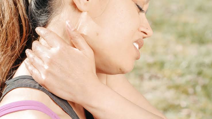Swollen Lymph Nodes in the Neck: Common Causes and When to See Your Doctor  | Zenith Primary and Urgent Care