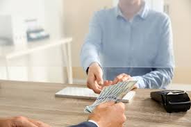 Kurs dan kuotasi valuta asing kurs valuta asing adalah harga suatu mata uang yang dinyatakan dalam mata uang lain. Memahami Cara Cek Kurs Valuta Asing Sebelum Mulai Berinvestasi Valas Hsbc Indonesia
