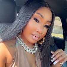 Lasha Washington's Instagram, Twitter & Facebook