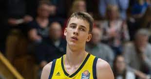 4 hours ago wagner (recently traded) will be in uniform but is not expected to see the court friday against the bucks, gary washburn of the boston globe reports. Michigan Basketball Signs Franz Wagner Moritz S Brother