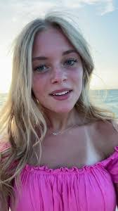 Cheyenne Gates's Instagram, Twitter & Facebook