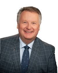 Keith Moen's Instagram, Twitter & Facebook