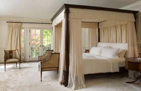 25 Glamorous Canopy Beds For Romantic And Modern Bedroom Decorating Canopy Bed Frame Traditional Bedroom Canopy Bedroom