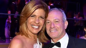 JoJo Siwa has never made this extreme of a switch. See her new cover:  https://enews.visitlink.me/Os9GVy