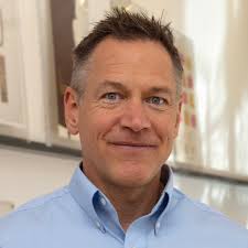 We're thrilled to announce Andrew Teagle is taking the helm as the new  Board Chair at KMFA! Congratulations to Andrew as well as the rest of the  Executive Committee including Edwina Carrington,