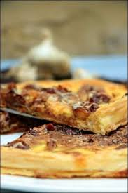 Tarte A L Ail Caramelise Et Au Chevre De Yotam Ottolenghi Tarte Recette Tarte Cuisine Facile