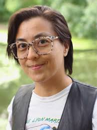 Kim Garcia's Instagram, Twitter & Facebook