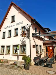 Home rooms location contact us gallery. Herzlich Willkommen Beim Uhl In Leuzenbronn Gasthaus Zur Krone