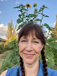 Gold Mountain Community School