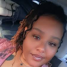 Lil Wayne & Lauren London's son turns 16 today 🎈