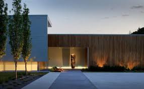 Tips For Perfect Exterior Lighting Designalls In 2020 Modern Exterior Architecture Exterior Lighting